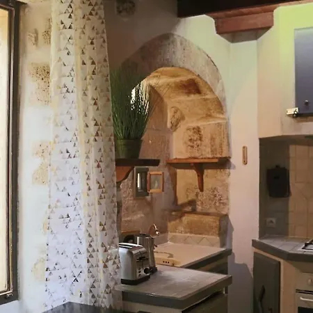 شقة Entre Uzes Et Le Pont-du-gard Le Logis D'autrefois