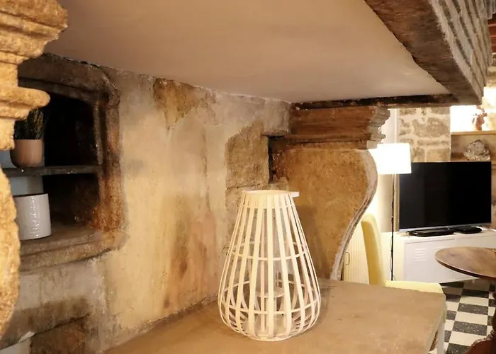 Entre Uzes Et Le Pont-du-gard Le Logis D'autrefois Apartamento Castillon-du-Gard